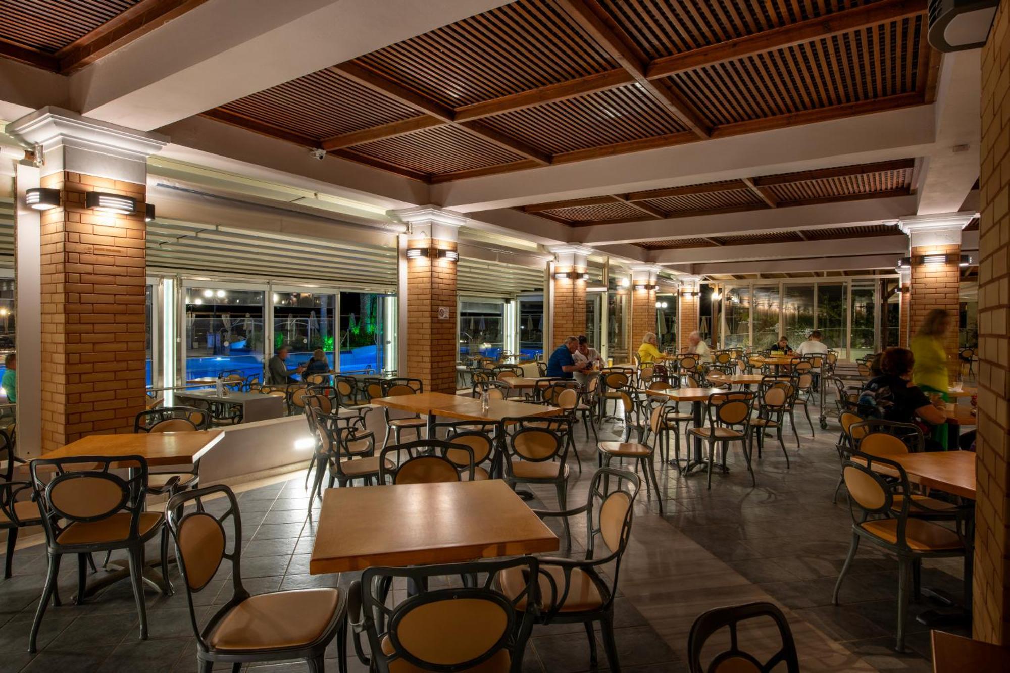 Hydramis Palace Resort 5*